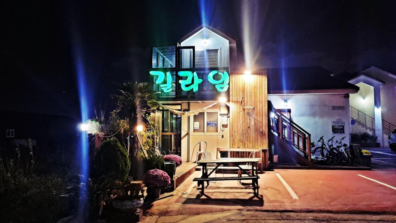 済州市 チェジュ ギリメ ペンションヴィラ エクステリア 写真