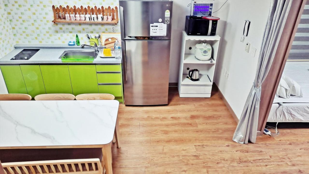 済州市 チェジュ ギリメ ペンションヴィラ エクステリア 写真