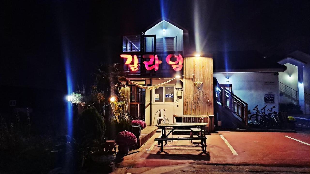 済州市 チェジュ ギリメ ペンションヴィラ エクステリア 写真